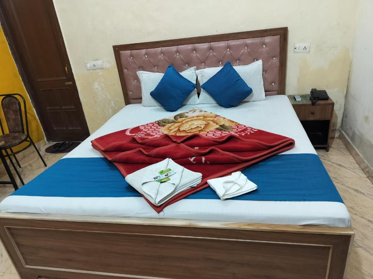 Hotel Holiday Inn Paradise Chandigarh Exterior photo